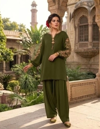 2 peace valvet dress